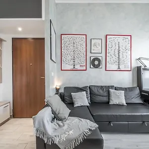 Apartament Nolo's Nest - Close To Station, Mediolan