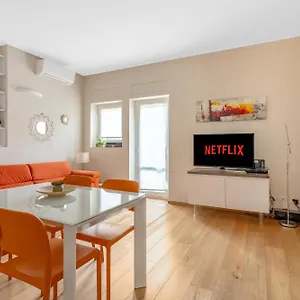 Apartament Easy Isola, Mediolan