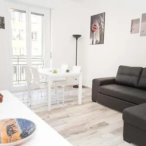 Apartament Mi Suzzani, Mediolan