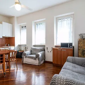 Apartament Primopiano - Edolo, Mediolan