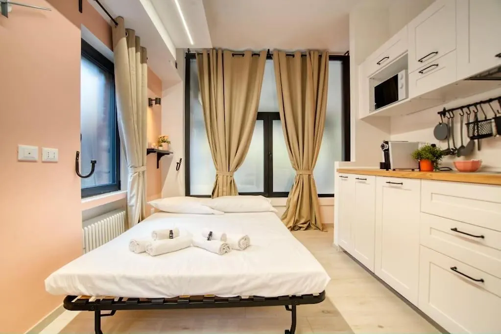 Apartment Suzzani 273 - Interno A3 Milan