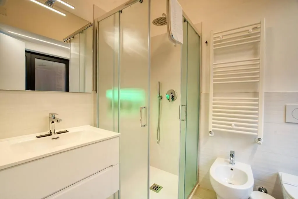 Apartment Suzzani 273 - Interno A3 Milan