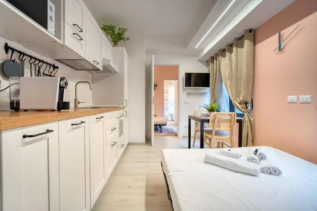 Apartment Suzzani 273 - Interno A3 Milan